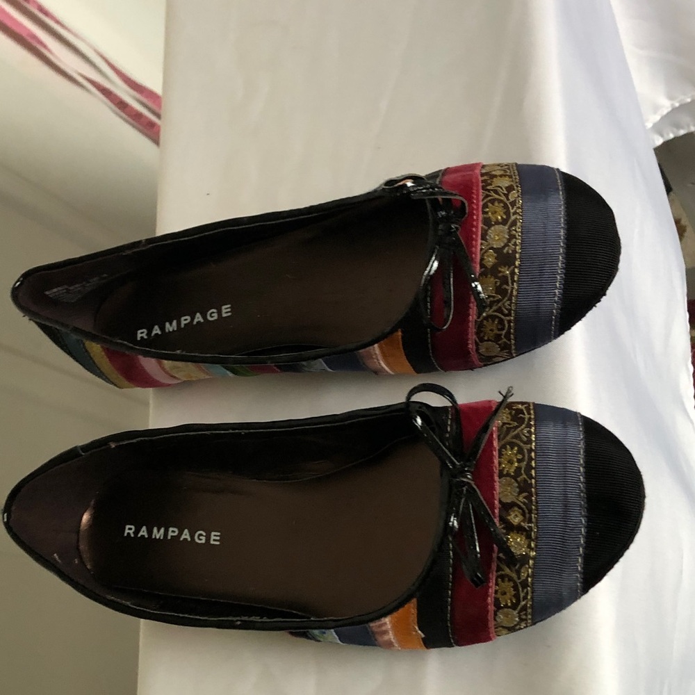 Rampage Women's Colorful Striped Flats - Picture 2 of 8